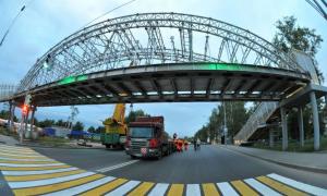 鋁合金橋和橋跨度