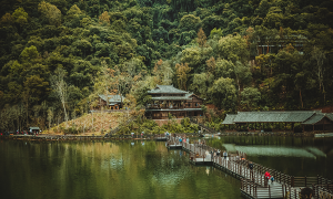 探尋茶馬古道千年風(fēng)貌，感受魅力景觀浮橋！
